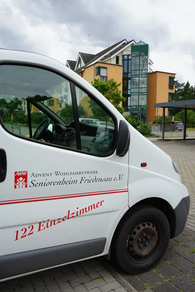 aww-seniorencampus-friedensau-seniorenheim-autos-22